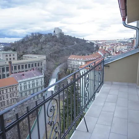 Ξενοδοχείο με διαμερίσματα Gregory House Πράγα