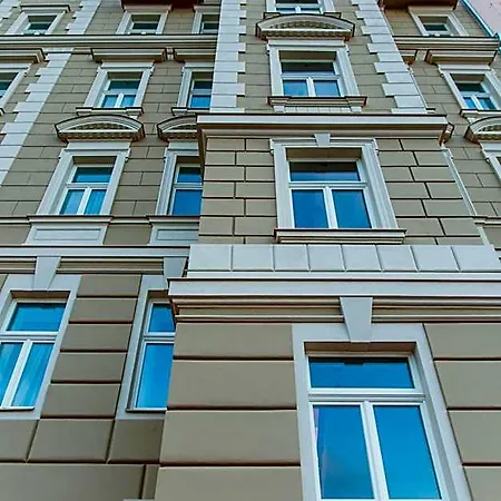 Gregory House Apart-hotel