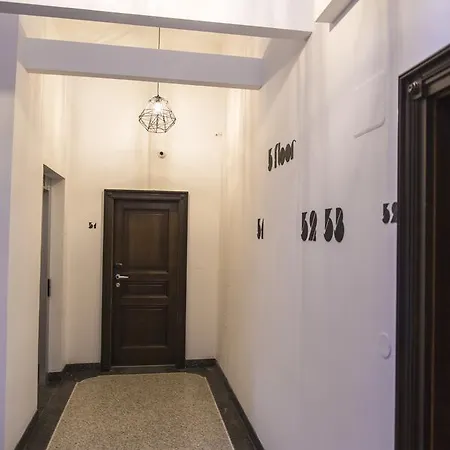 Gregory House Apart-hotel
