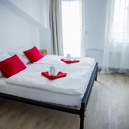 Gregory House Aparthotel